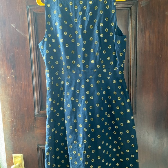 Navy Floral Pattern J. Crew Dress - Picture 4 of 4